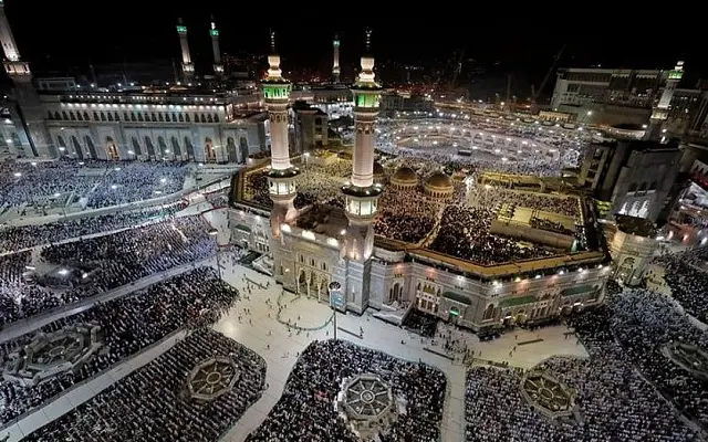 🌙 From Makkah to the World: Reflections, Revelation, and the Power of the Last 10 Nights