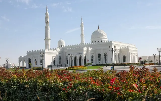 The Mosque: Sayyida Khadija Mosque – A New Architectural Gem in Sharjah