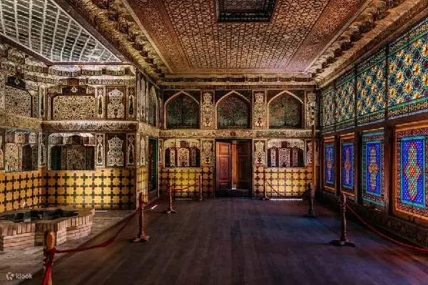 Sheki: Where Light Finds Its Pattern