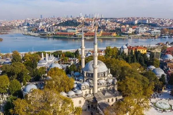 Constantinople to Makkah: Retracing Ottoman Footsteps on Your Faith Journey (Umrah Plus Istanbul)