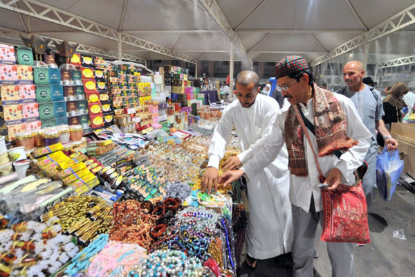 Umrah DIY - Langkah 3:Penginapan: Tempahan di Madinah dan Makkah dengan Kiwi.com & Booking.com