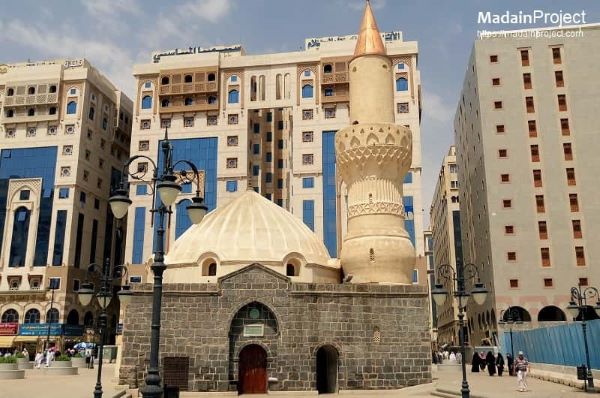 DIY Umrah - Step 3:Accommodation: Booking in Madinah and Makkah with Kiwi.com & Booking.com
