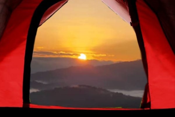 Essential Camping Gear: Shelter and Sleeping Essentials 2024