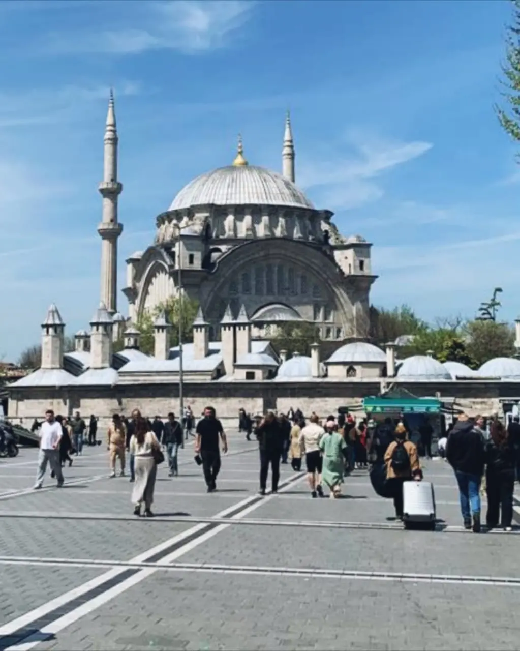 Masjid Nuruosmaniye.webp