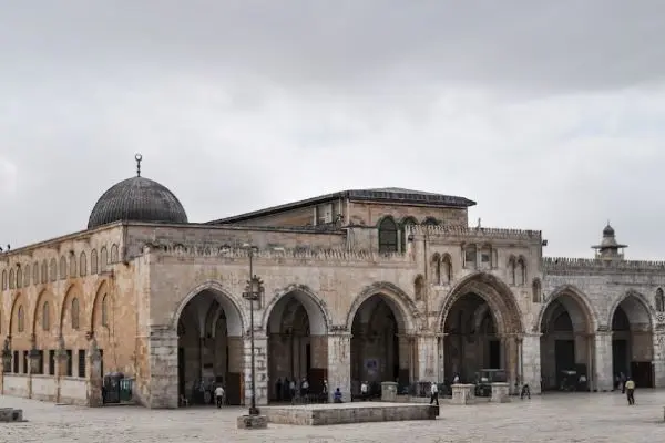 TheMosque: Masjid Al-Aqsa (Baitulmaqdis)