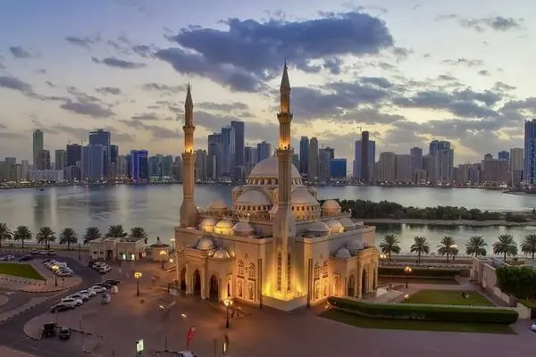 TheMosque: Al Noor Mosque (Sharjah)