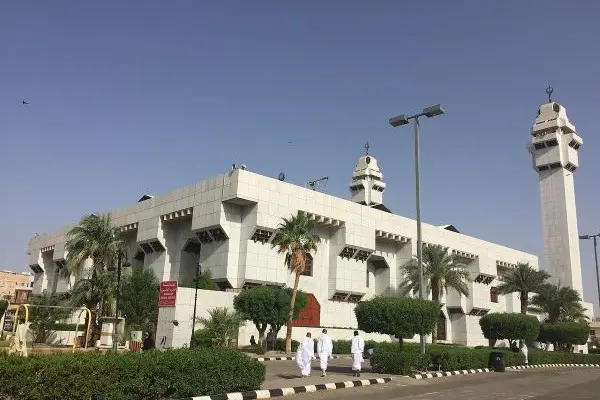 TheMosque: Masjid Aisha