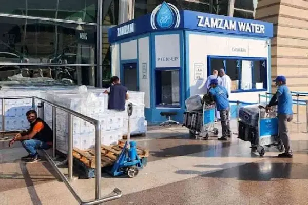 Tempat Beli Air Zamzam di Lapangan Terbang Jeddah